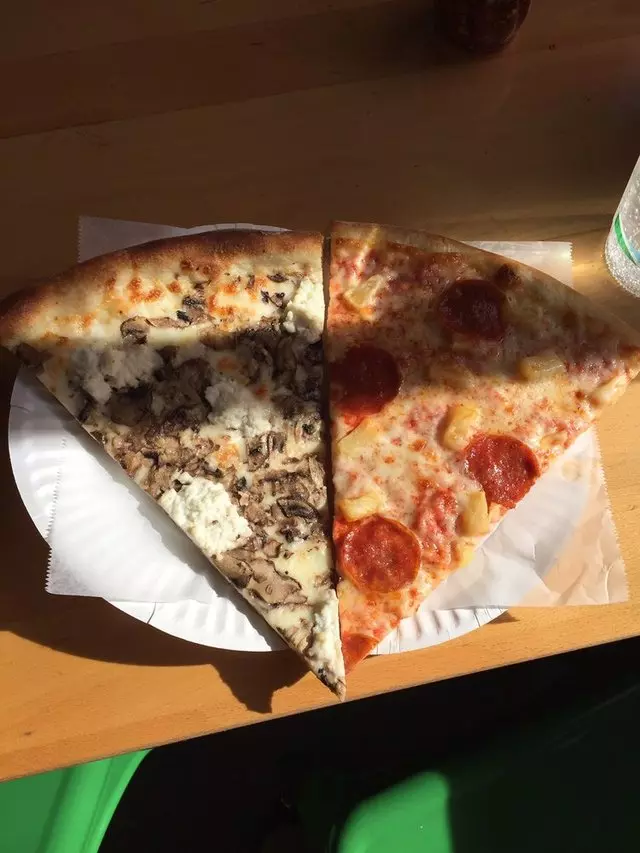 The Pizza Shop