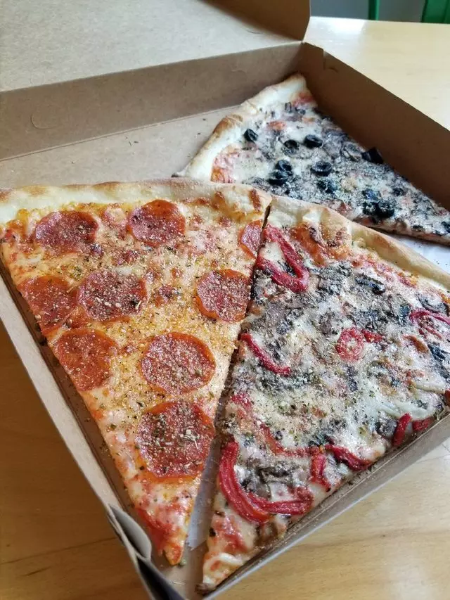 The Pizza Shop