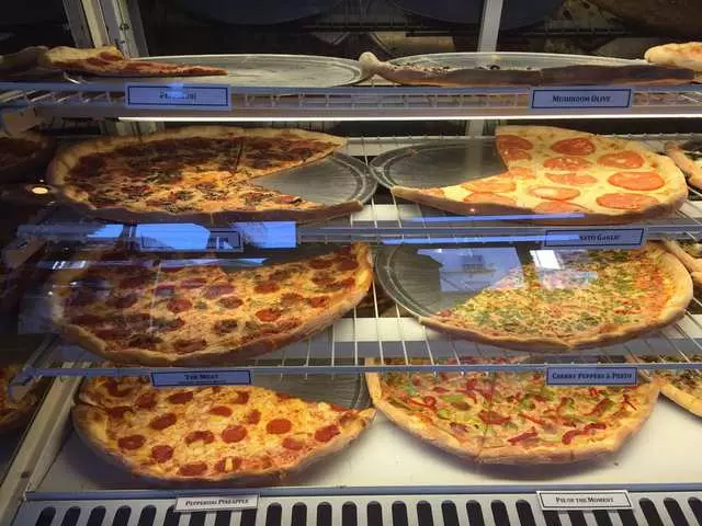 The Pizza Shop