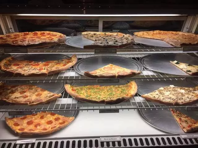 The Pizza Shop