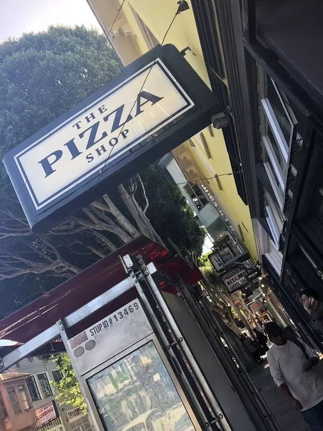 The Pizza Shop