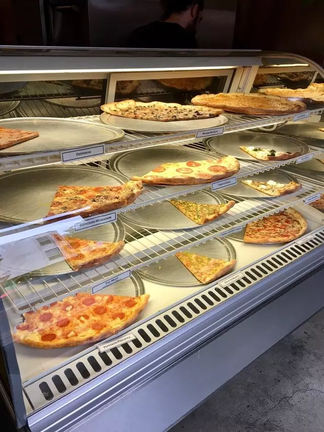 The Pizza Shop