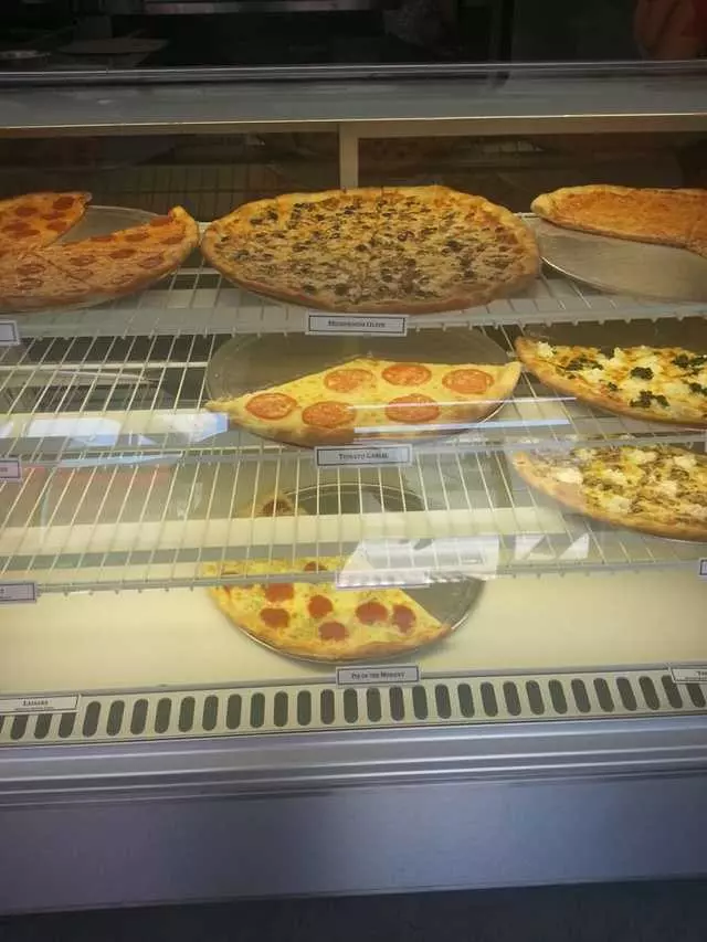 The Pizza Shop