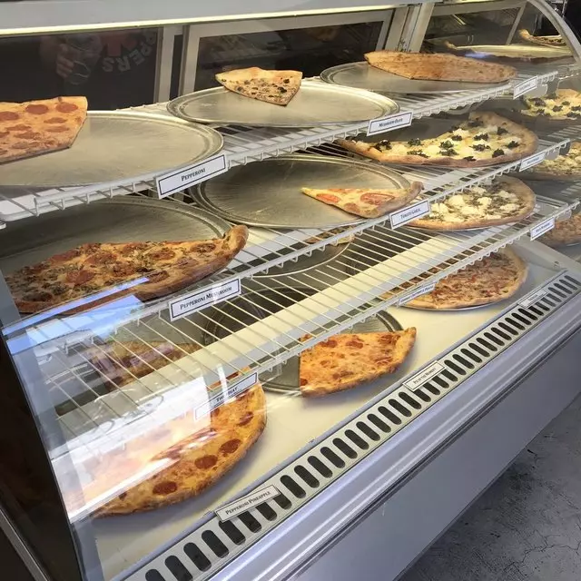 The Pizza Shop