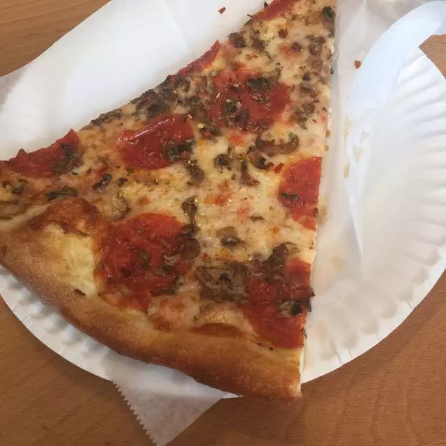 The Pizza Shop