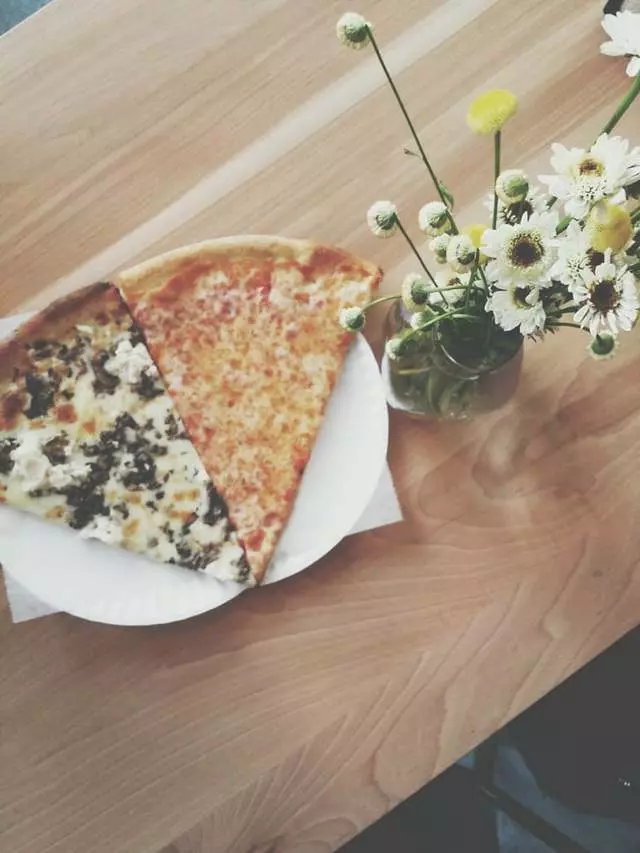 The Pizza Shop