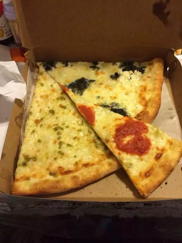 The Pizza Shop