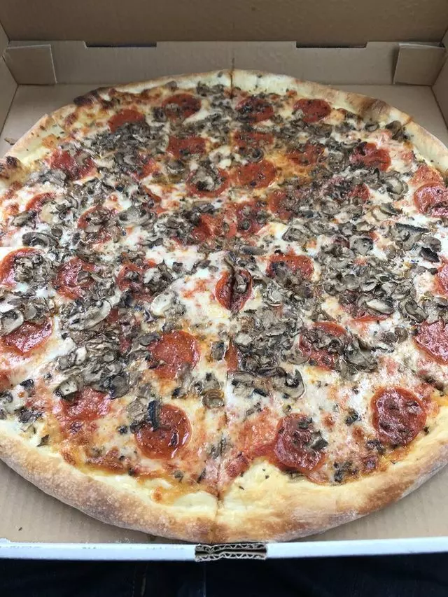 The Pizza Shop