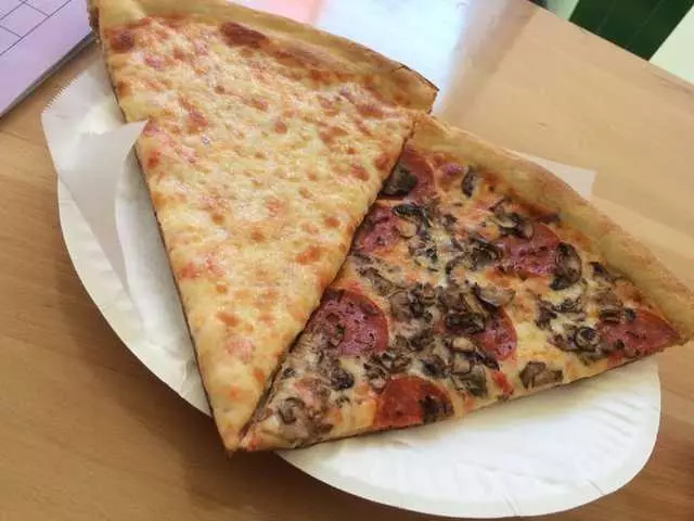 The Pizza Shop