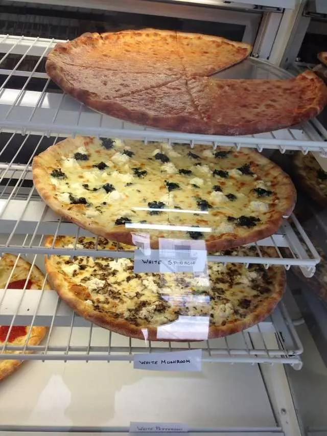 The Pizza Shop