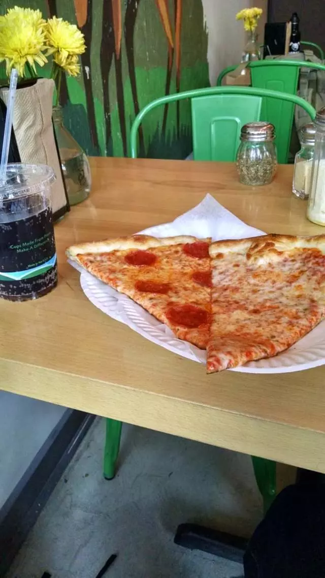 The Pizza Shop