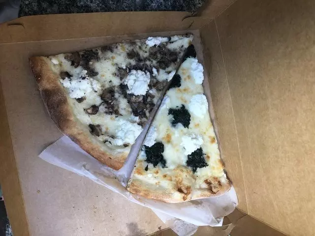 The Pizza Shop