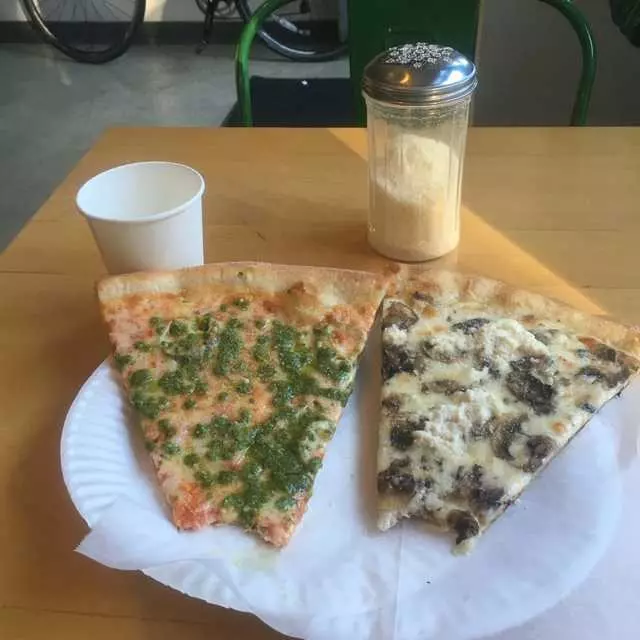 The Pizza Shop