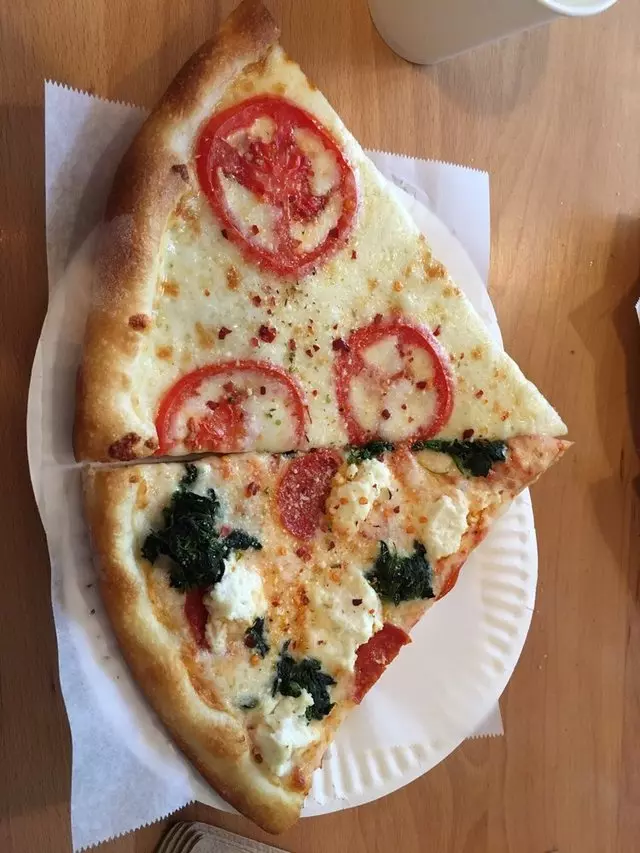 The Pizza Shop