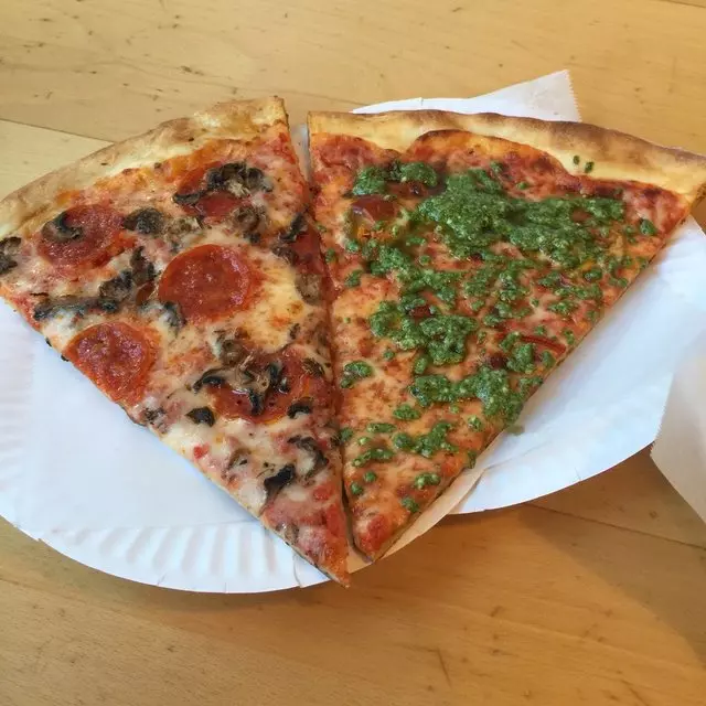 The Pizza Shop