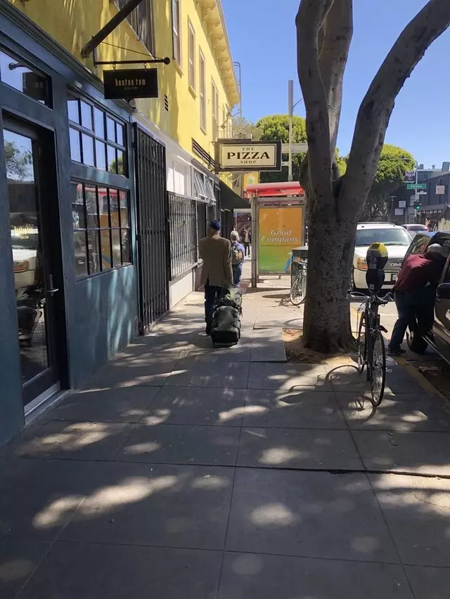 The Pizza Shop