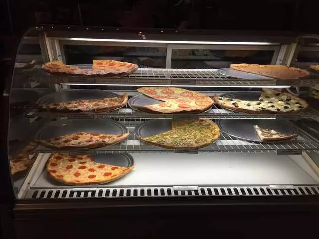 The Pizza Shop