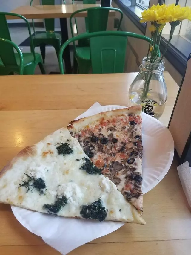 The Pizza Shop