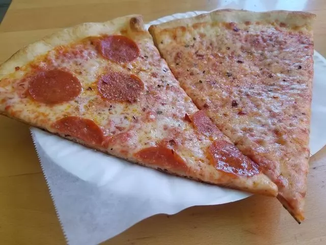 The Pizza Shop