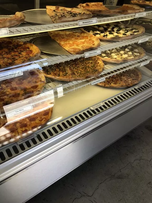 The Pizza Shop