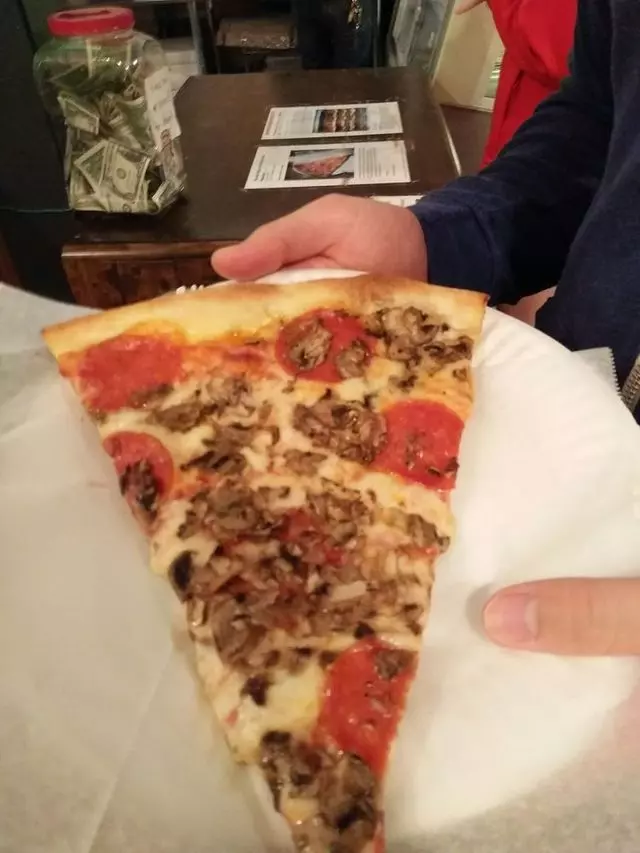 The Pizza Shop