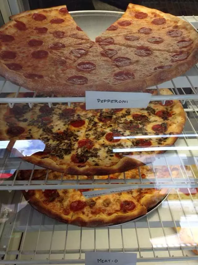 The Pizza Shop