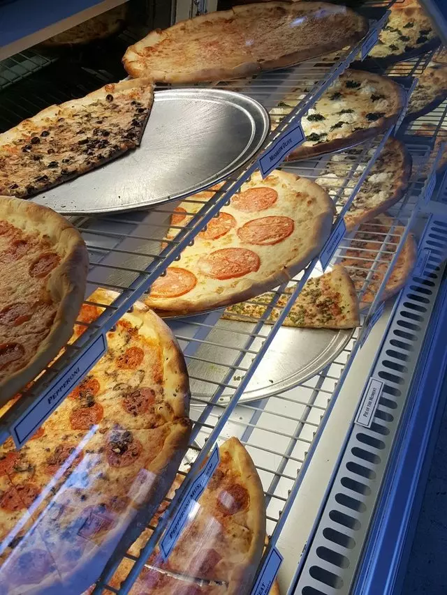 The Pizza Shop