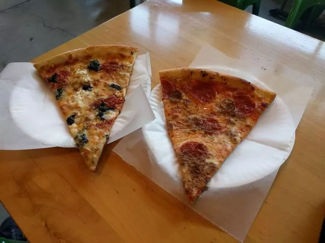 The Pizza Shop