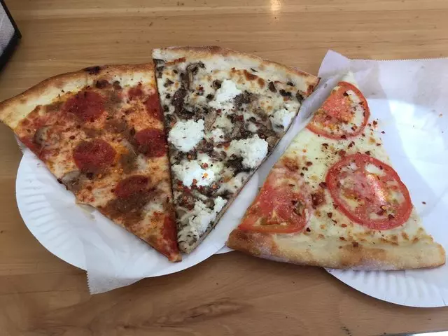 The Pizza Shop