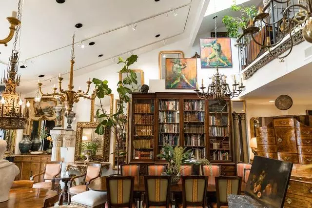 Antique & Art Exchange
