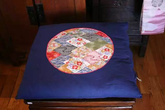 Tokyo Futon & Tea