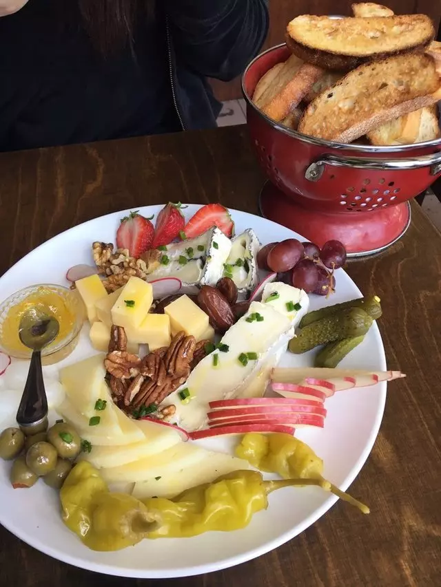 Noeteca Wine Bar