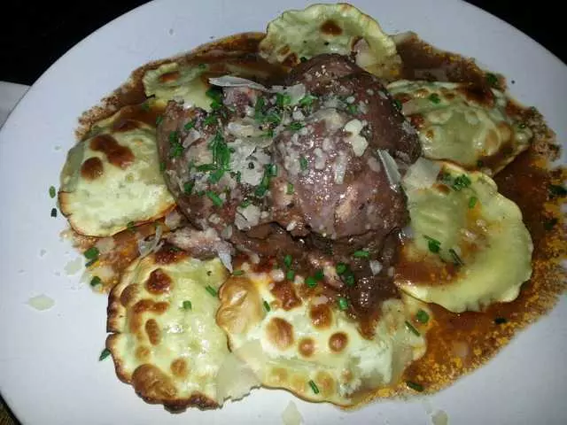 Noeteca Wine Bar