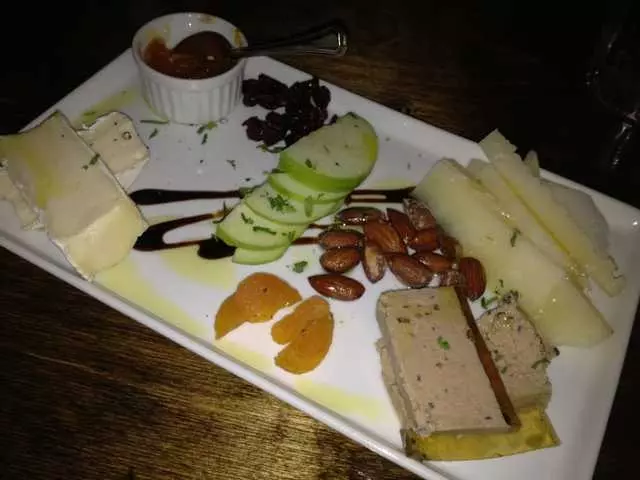 Noeteca Wine Bar