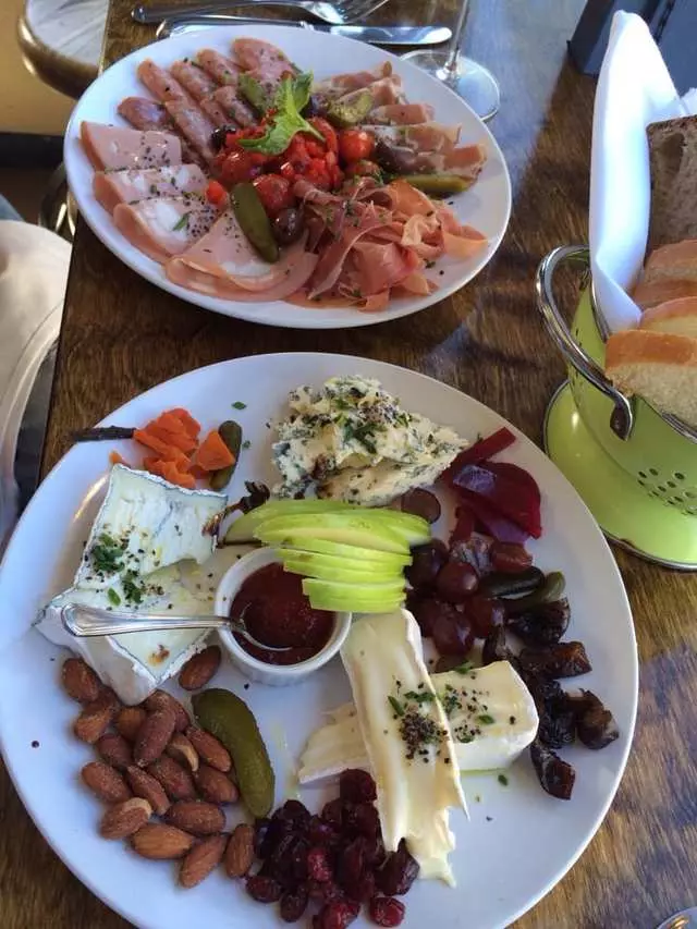 Noeteca Wine Bar