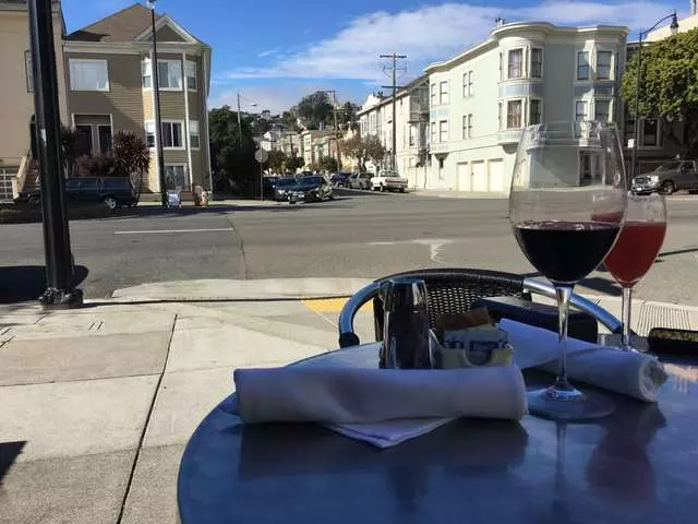 Noeteca Wine Bar