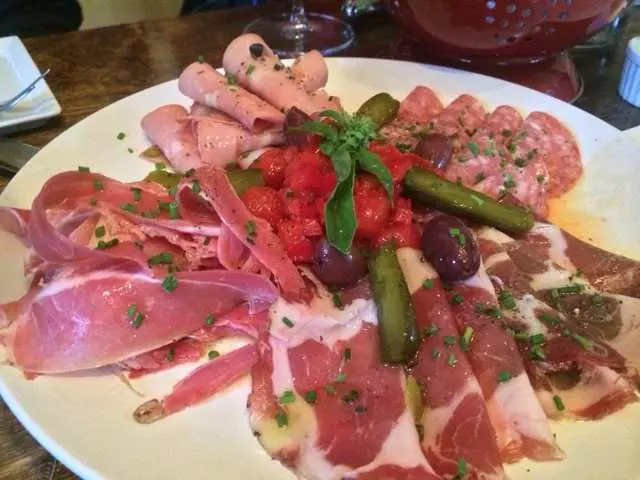 Noeteca Wine Bar