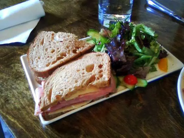 Noeteca Wine Bar