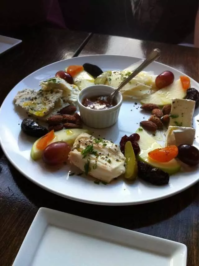Noeteca Wine Bar