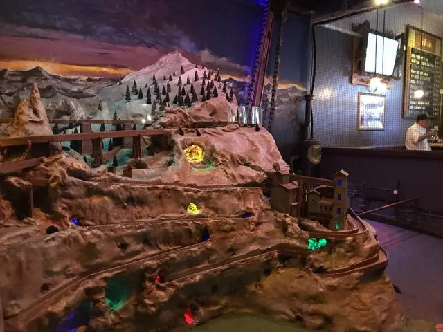 Urban Putt