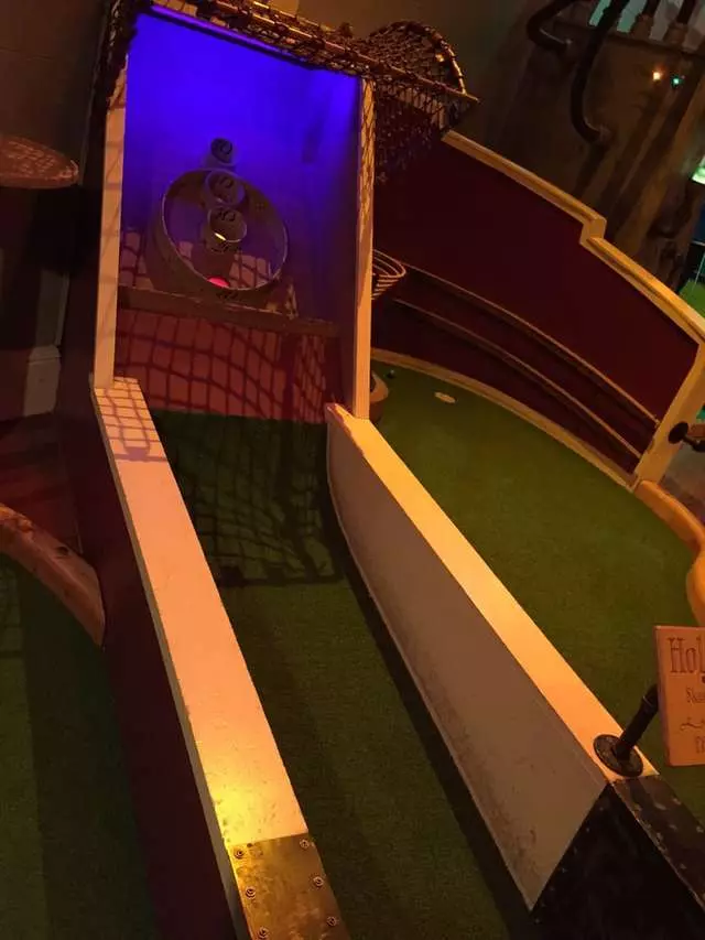 Urban Putt
