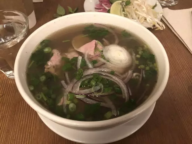 Mau