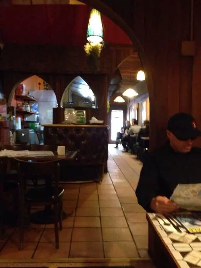 Moulin Rouge Restaurant