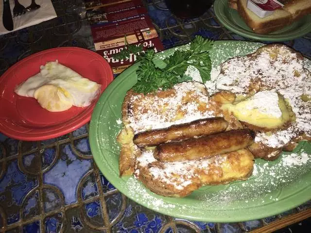 Moulin Rouge Restaurant