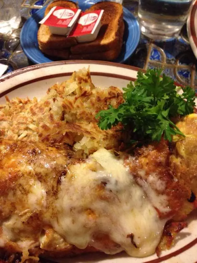 Moulin Rouge Restaurant