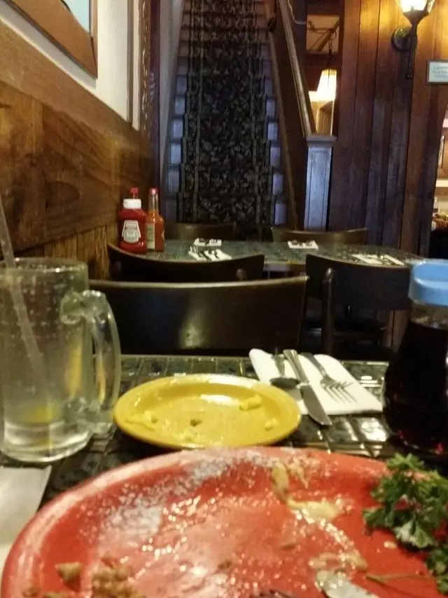 Moulin Rouge Restaurant