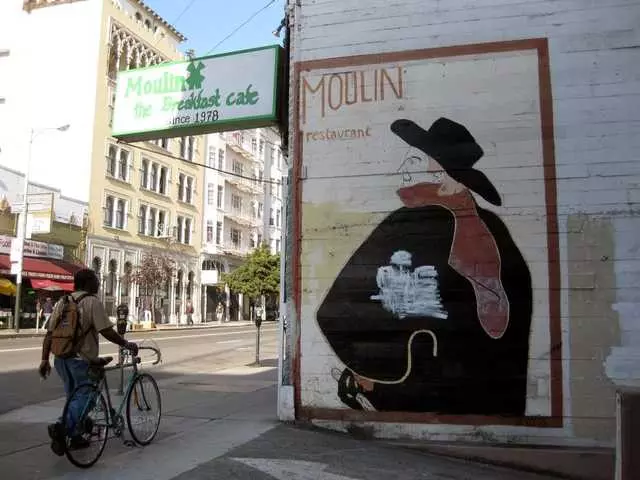 Moulin Rouge Restaurant