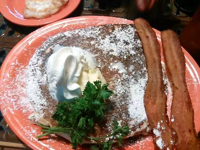 Moulin Rouge Restaurant