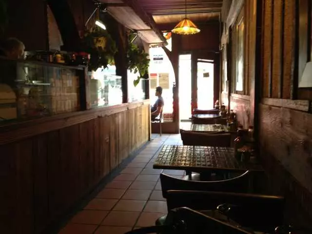 Moulin Rouge Restaurant