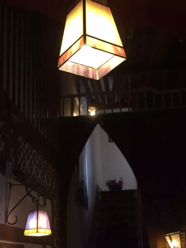 Moulin Rouge Restaurant